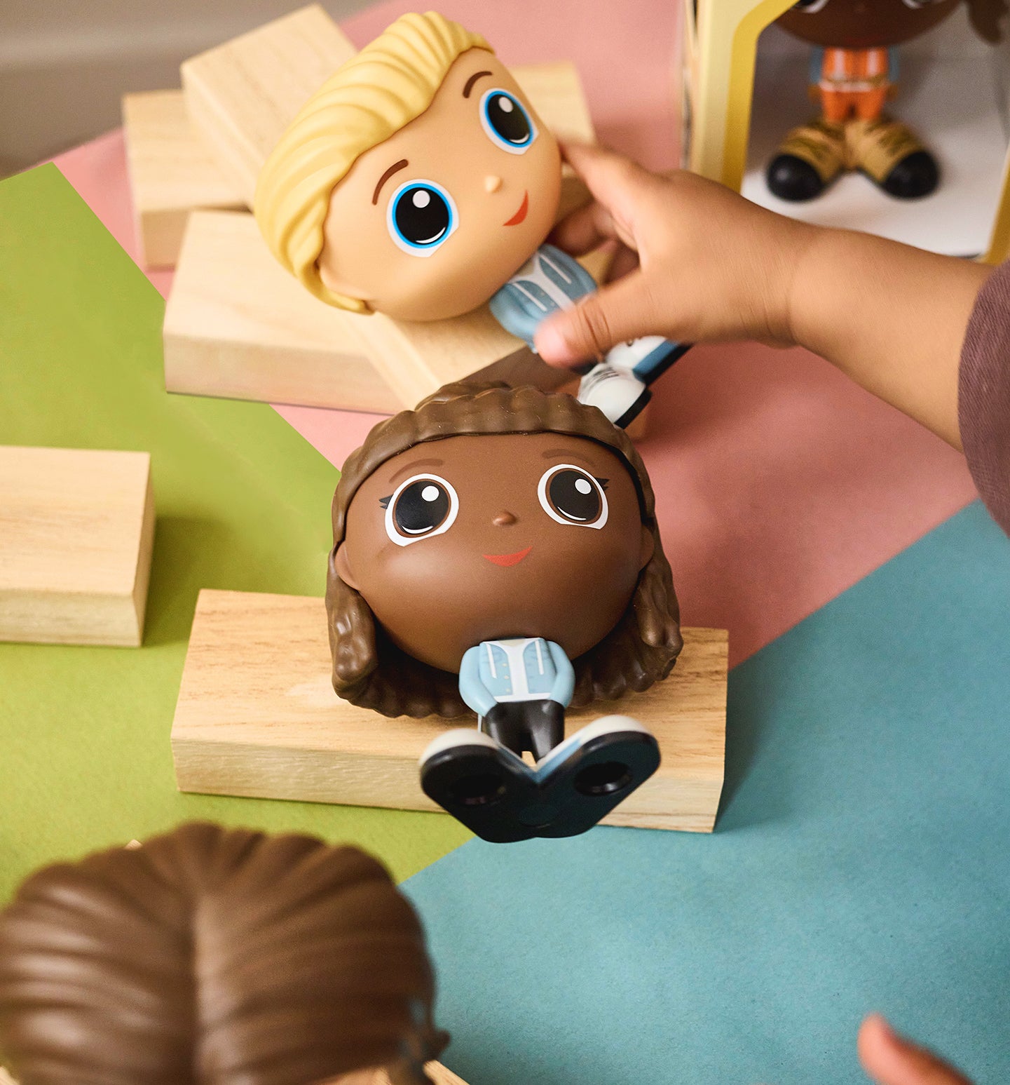 Figurine flek à la ville Charlie et Mady - jouet Flek conçu au Québec